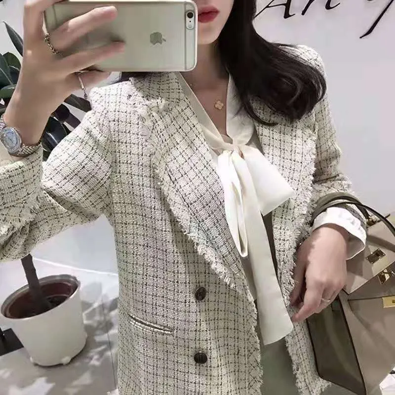 

Fringe buttoned V-neck weave tweed jacket 2019 new women's temperament casual top Spring fragrance woman jacket