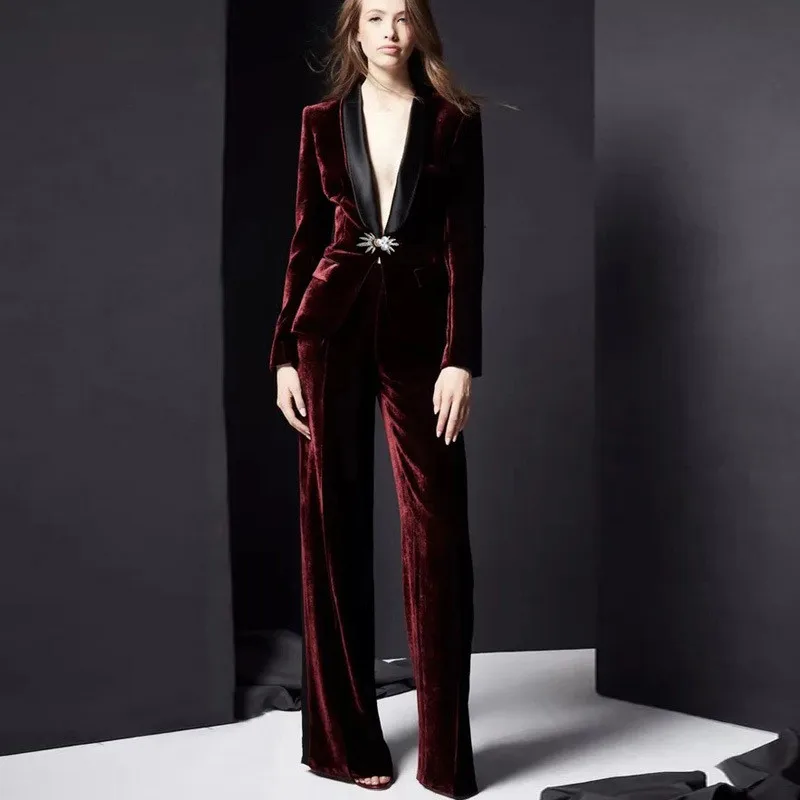 Rode RoosaRosee Fashion Designer Vrouwen 2 Delige Set Herfst Lente Bloem Broche Korte Jas Blazer + Broek Lady OL Fluwelen pak Rode RoosaRosee Fashion Designer Vrouwen 2 Delige Set Herfst Lente Bloem Broche Korte Jas Blazer + Broek Lady OL Fluwelen pak