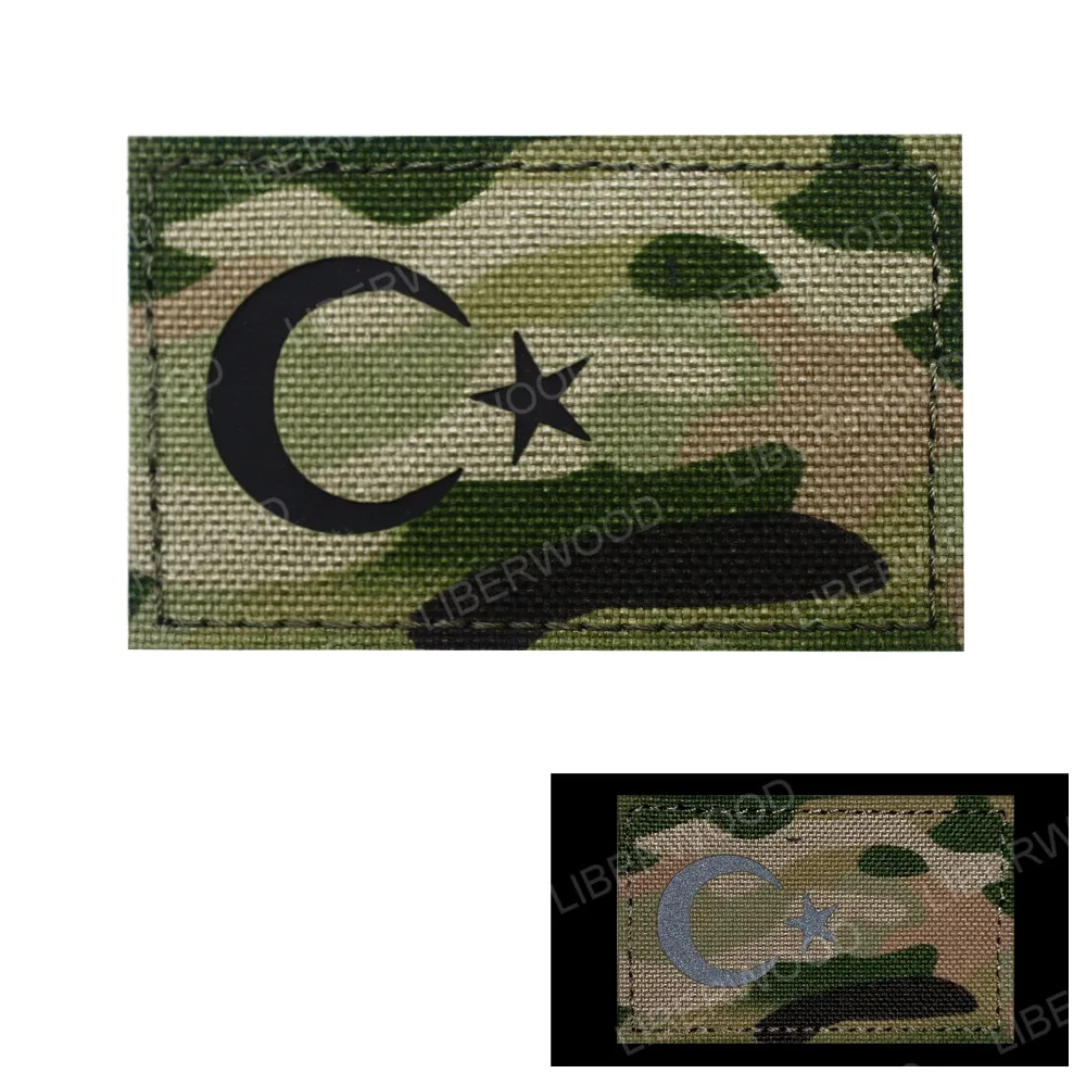 Ontdek de unieke strijk patches van ! - Getagged met Vlag