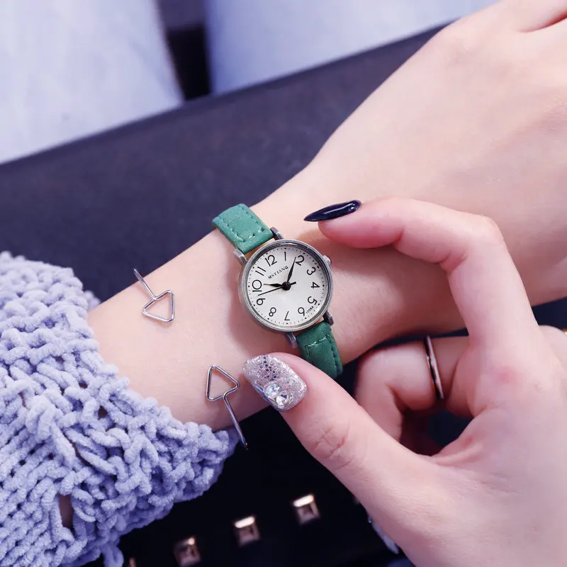 

CHIC College Style Retro Style Exam Female Students Watch Korean-style Simple Trend Ulzzang Literature And Art Mori Girl