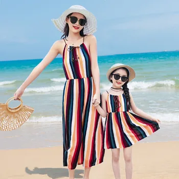 

Summer Mother Daughter Dresses Family Matching Outfits Mommy and Me Floral Printed Bohemian baby girl Dress Sundress Beach Wear