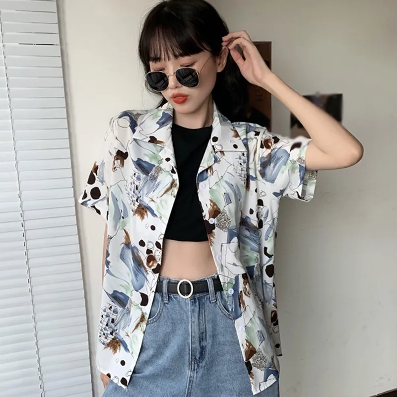 

Women's Blouses Retro Beach Short Sleeve Print College Style Tops Turn-down Collar Button Women Blouses Casual Top