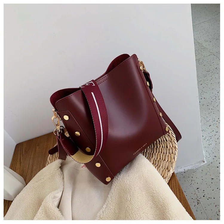 12698102198_2001407584