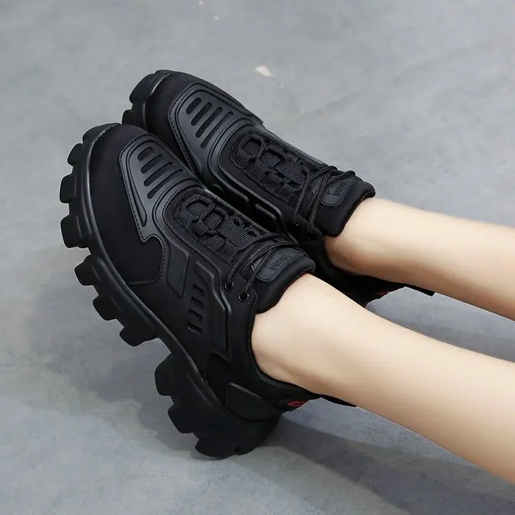 Fujin/женские кроссовки; сезон осень-зима; круглый носок; Прямая поставка; модная обувь на толстой подошве; смешанные цвета; обувь на платформе; повседневная обувь из флока с кружевом