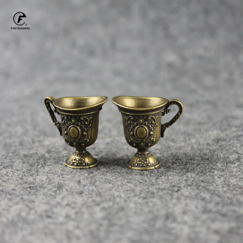 Antique Brass Palace Small Wine Glass Decorations Solid Bronze Carved Court Goblet Winecup Desktop Ornaments