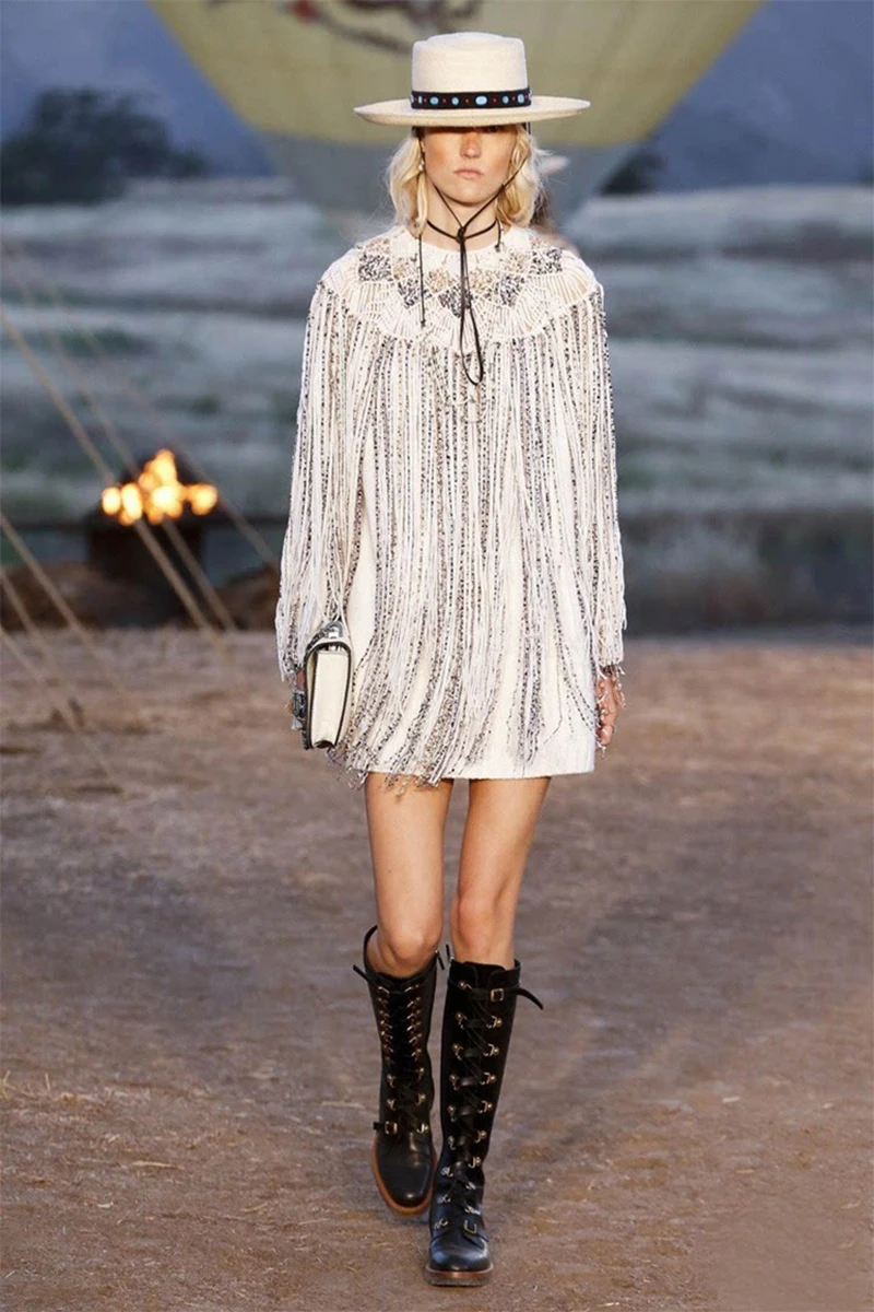 Star Style Women Knitted Sweater Tassel Sequins Beads Knitwear White Long Sleeve Outerwear Luxury Pullover O-Neck High Street