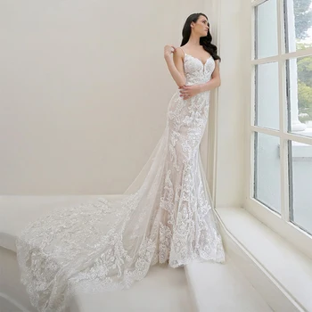 

Nice Quality Boho Spaghetti Straps Appliqued Lace Open Back Chapel Trian Mermaid Wedding Gown