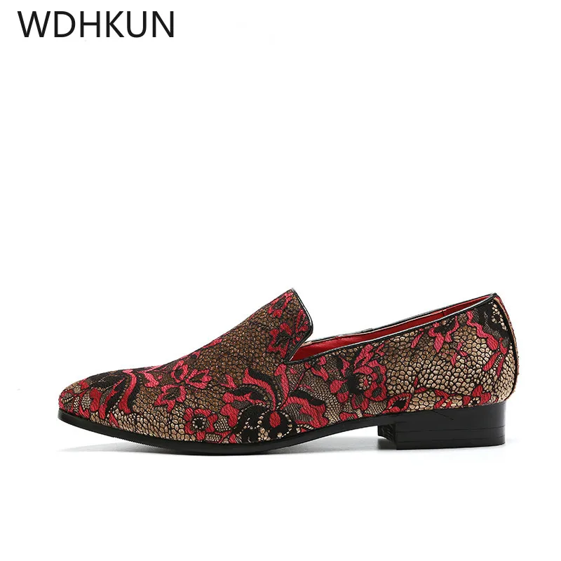 

New Spring Men Loafers Autumn Classic Embroidery Pattern Footwear Big Size 37-48 Comfortable Casual Men's Flats Shoes