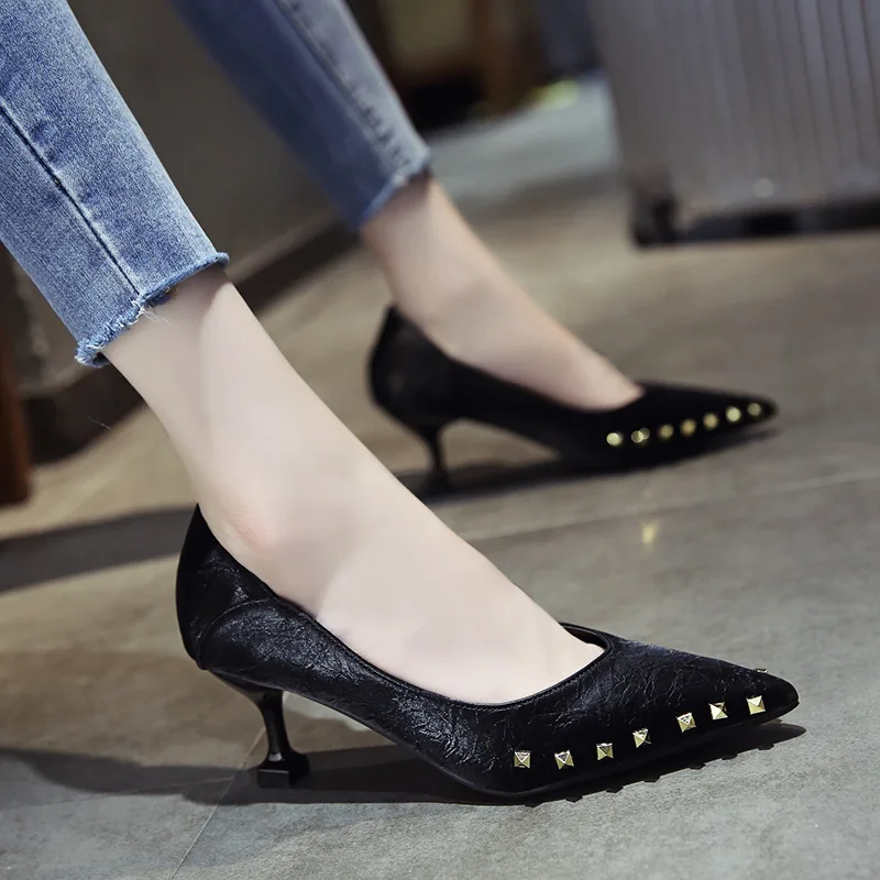 

Pointed Shoes Women's 2019 Summer Korean-style Versatile INS Fashion Shallow Mouth High Heel Shoes Women's Thin Heeled Foot Cove