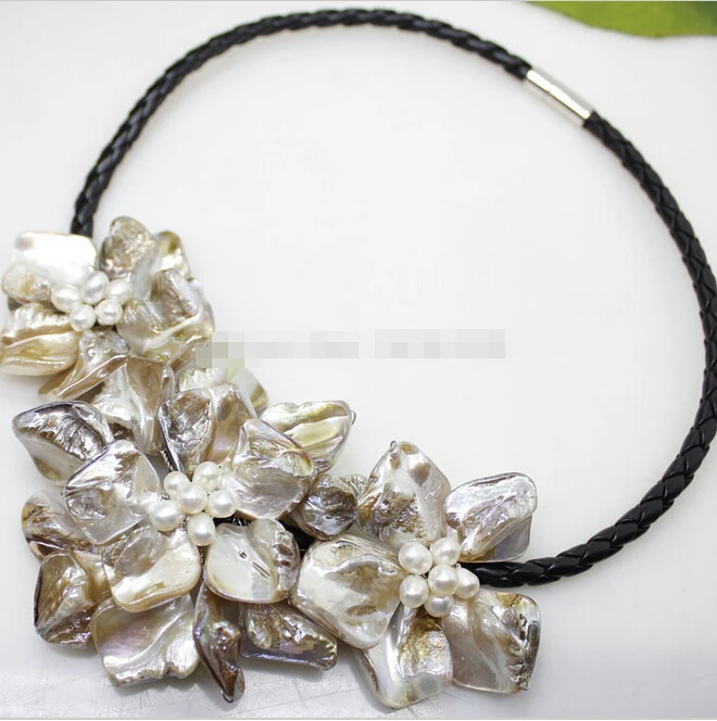 1003+Fashion Jewelry 3 white mop shell pearl flower pendant necklace 18"long