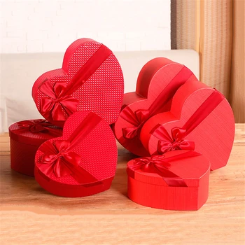 

Florist Hat Boxes Red Heart Shaped Candy Boxes Set of 3 Gift Box Packaging Boxes for Gifts Christmas Flowers Gifts Living Vase