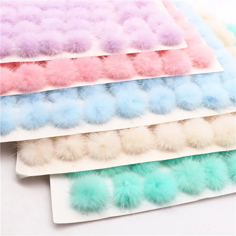 Description Picture 5 of itemNatural Mink Fur Pompones 30mm 40mm Pompon Fluffy Soft Comfortable Pompom Pompony Dekoracyjne For Clothes  Earrings Making