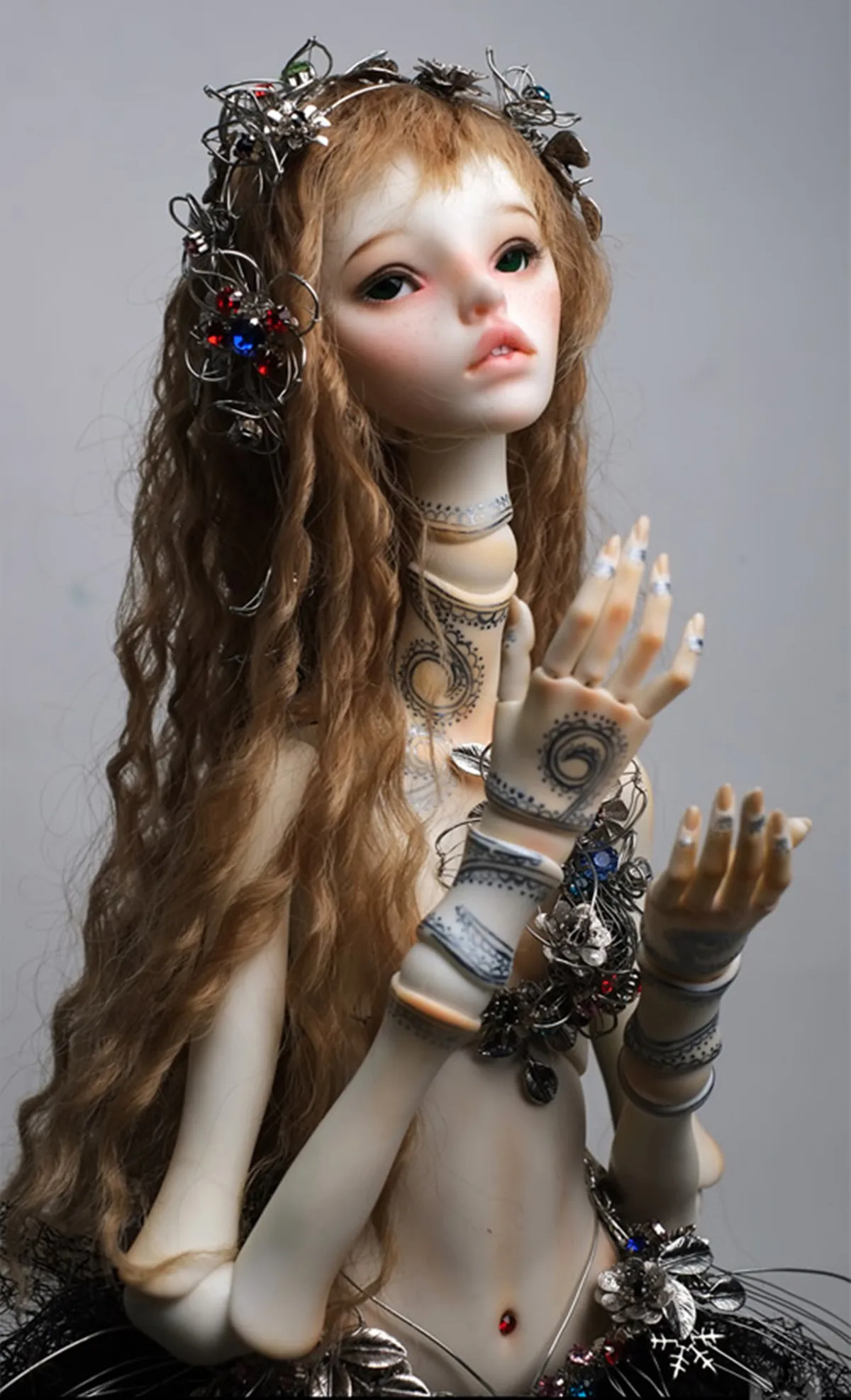 

New Perfect Body special joint palm sole BJD SD doll 1/3 Taxi advanced Toy Girl resin spot makeup