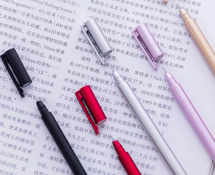 100pcs/Lot Gel Pen Wholesale Creative Metal Feel Neutral Pen 0.5mm Sarbon Black Student Office Writing Supplies GP779
