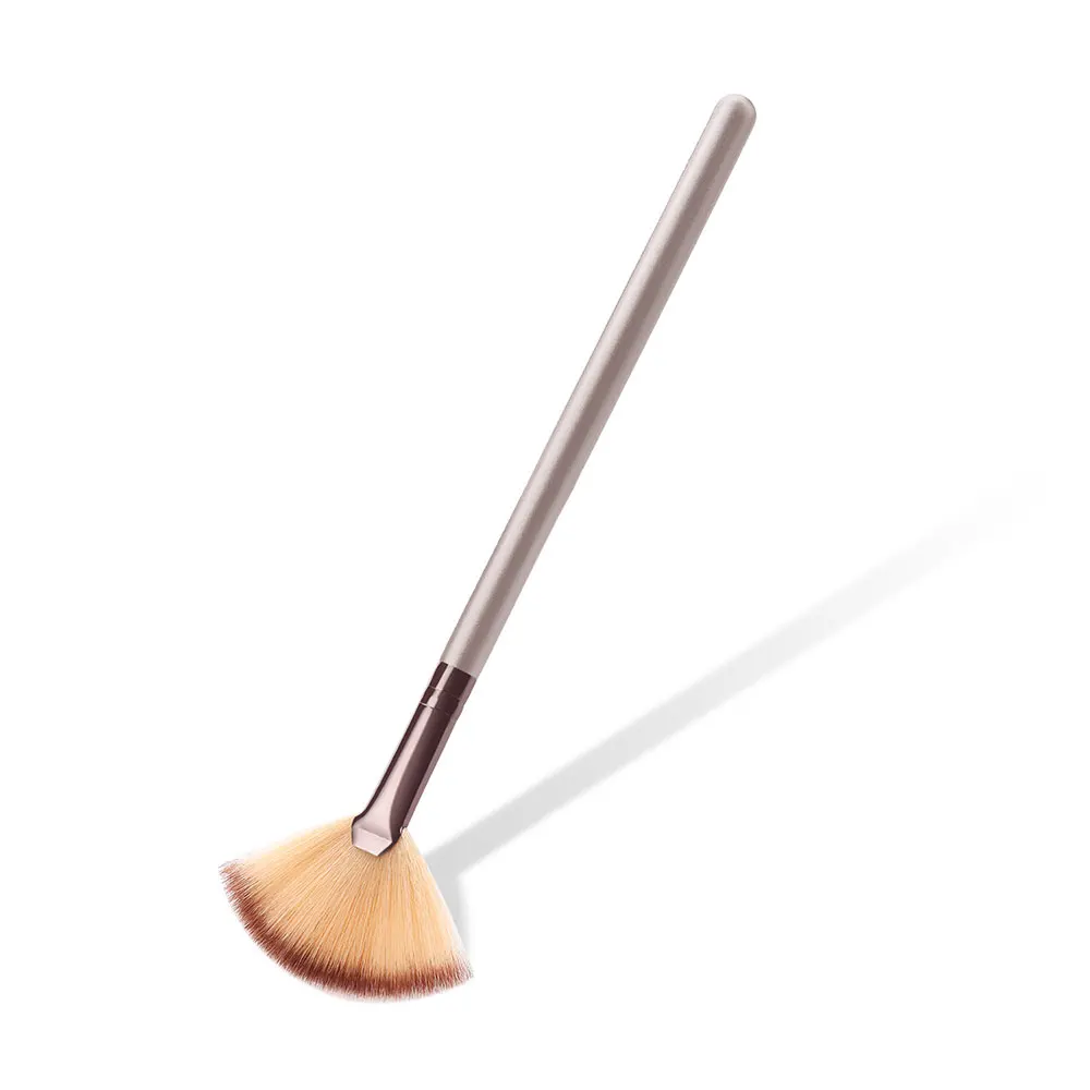 

1pc Professional Soft Makeup Brush Blending Contour Cheek Blusher Powder Sector Makeup Brush Soft Fan Blush Brush Beauty Tools