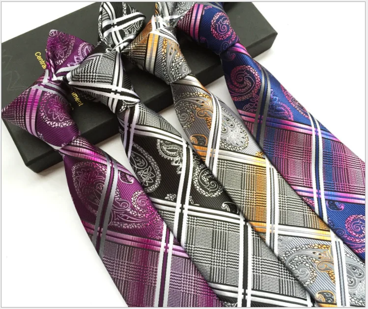 

Strength merchants supply 2019 polyester paisley pattern men's suit and tie from stock
