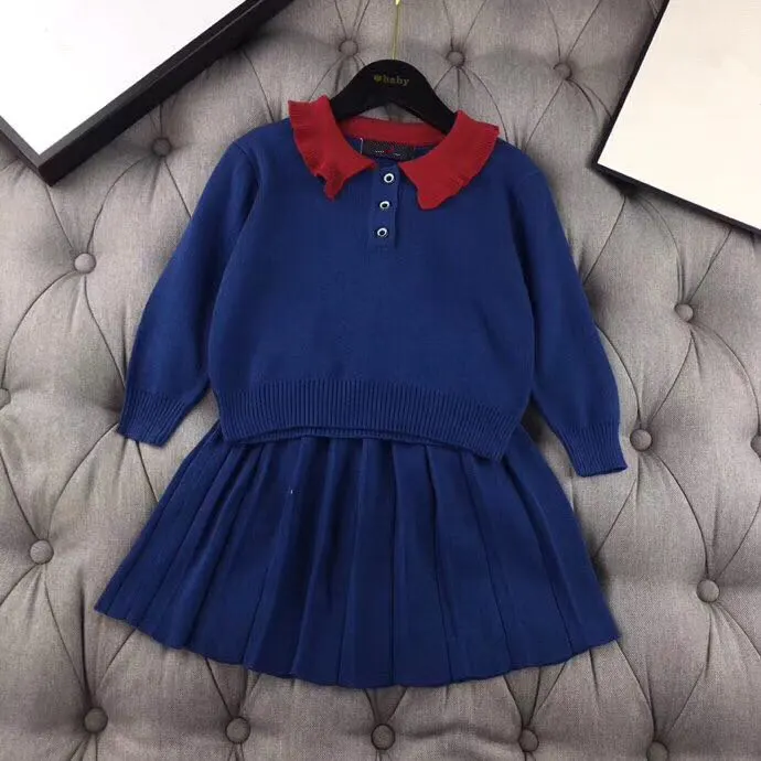 

New autumn 2019 models for girls in Europe and America long-sleeved contrast sweater Pleated knit skirt parent-child suit
