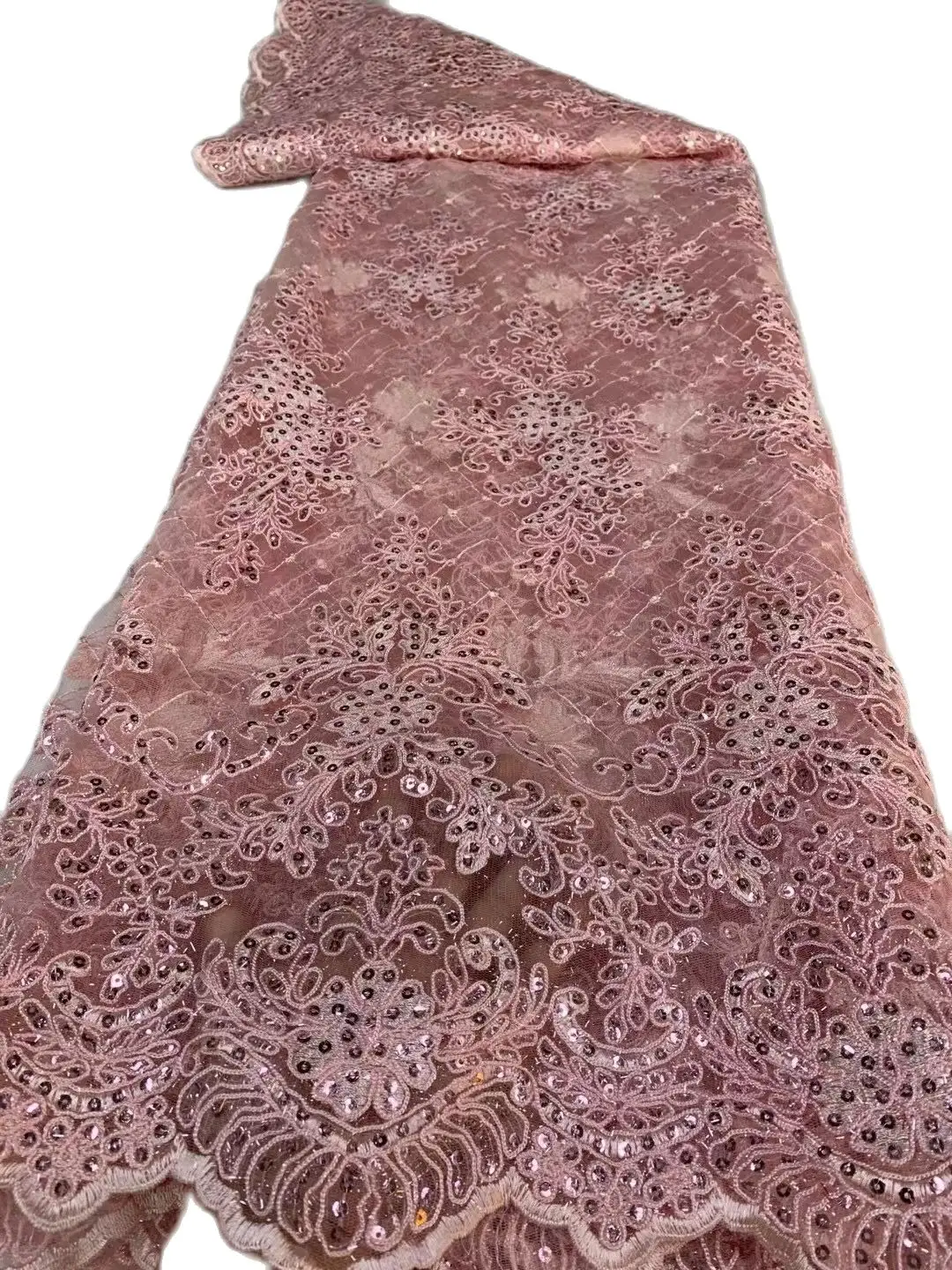 

French Tulle Tradltion Soft Friendly Fabric For Woman Party 2022 Luxury African High Quality Sequines Lace Latest Embroidery