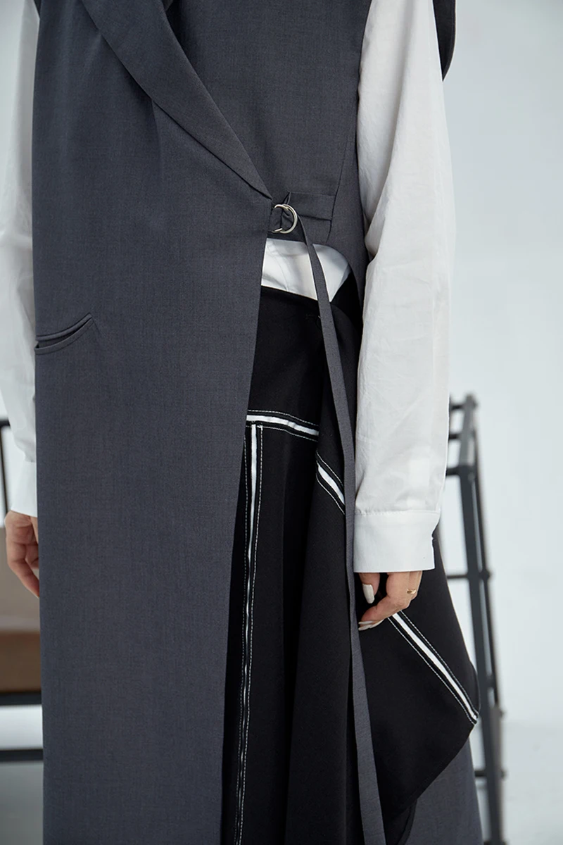[EAM] женский серый асимметричный Свободный жилет с разрезом, модный жилет без рукавов с отворотом, весна-осень, 1K715