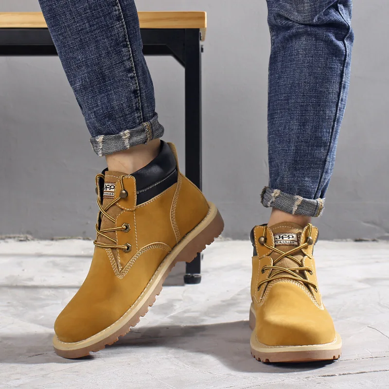 

2019 Autumn Martin Boots Men's Hight-top Desert Boots Combat Boots Outdoor Worker Boot Trend Large Size Chinese Rhubarb Boots ME