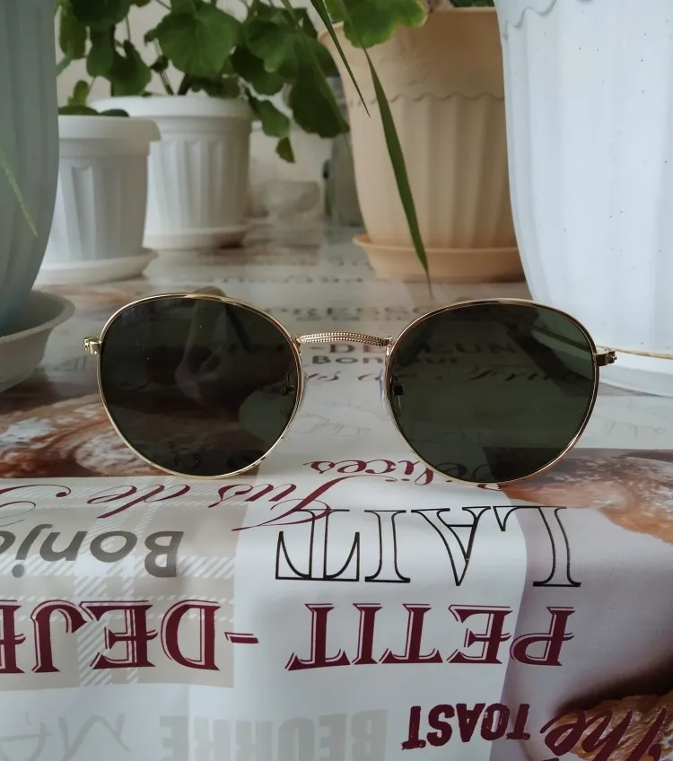 Las Mujeres Clásicas Gafas De Sol Cuadradas Con La Estrella De La