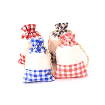 価格 5 ピース/ロットリネンコットンバッグ 10x14 13 × 18 センチメートルグリッドモスリンジュエリーギフト化粧品包装バッグ祭好意巾着ギフトバッグ