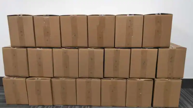 Personagens, 80000 Personagens, Alta Capacidade na Caixa de Cartão, Saco De Garrafa