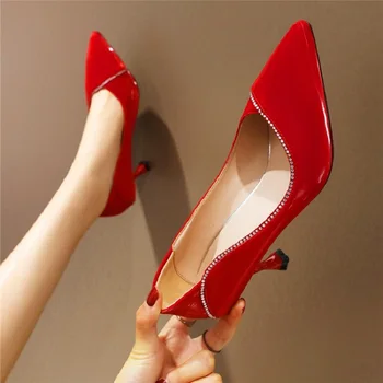 

Red Black Shiny Leather Basic High Heels Fashion Design Strage High Heels Pointed Toe Lady High Heels Dress Shoes Lady Heel