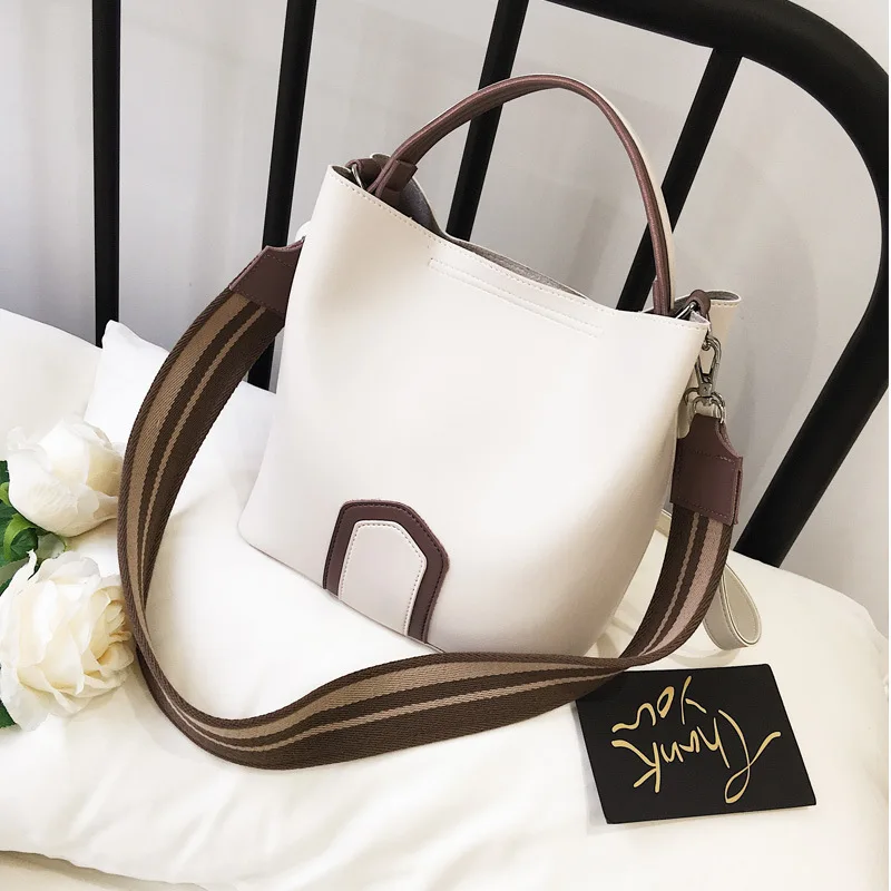 

Bag Women's 2018 Autumn New Style WOMEN'S Bag Contrast Color Handbag Versatile Shoulder Bag Europe And America Wide-Strap Bucket