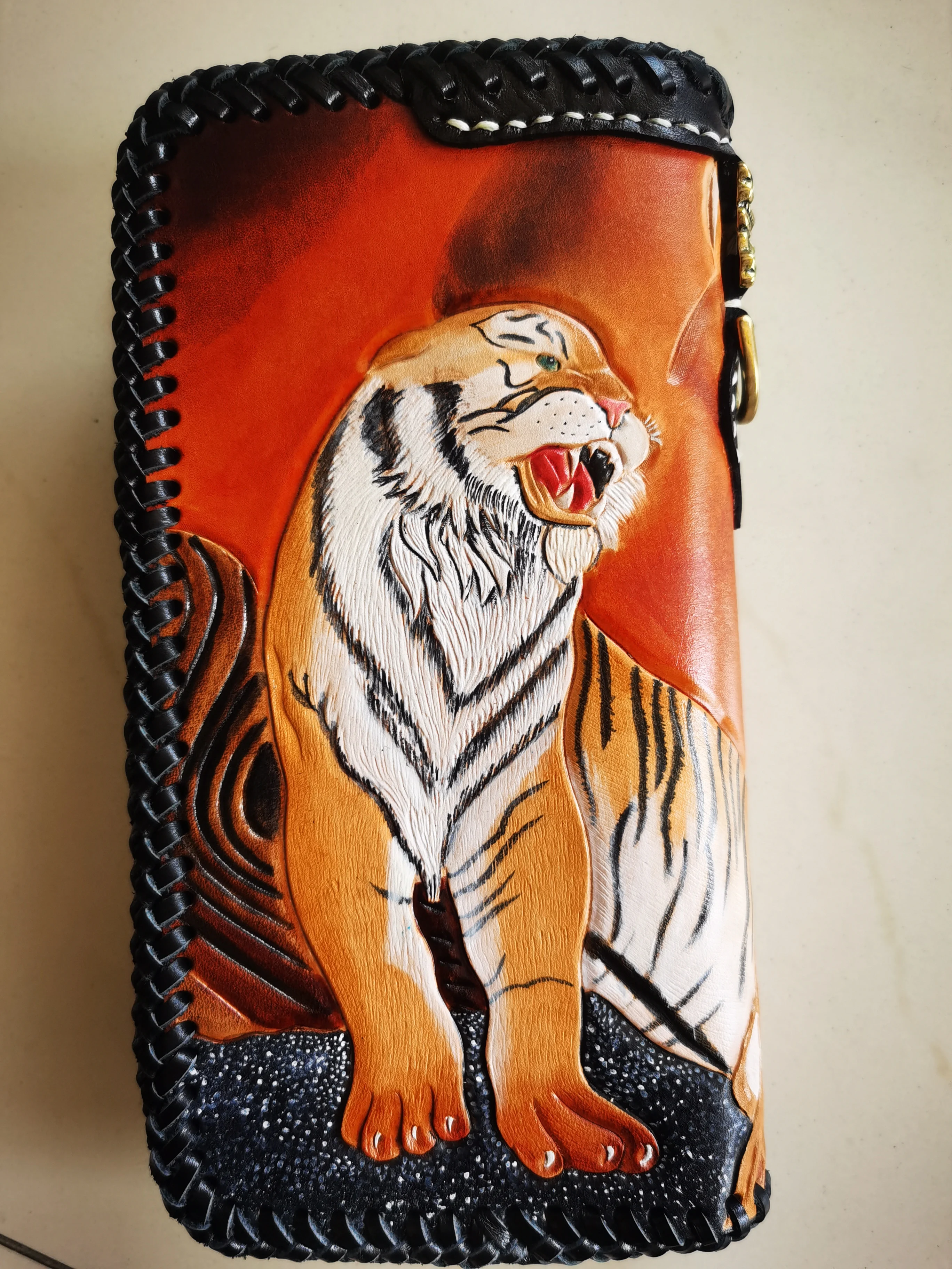 Рисунок 5 - Мужской кошелек из натуральной кожи