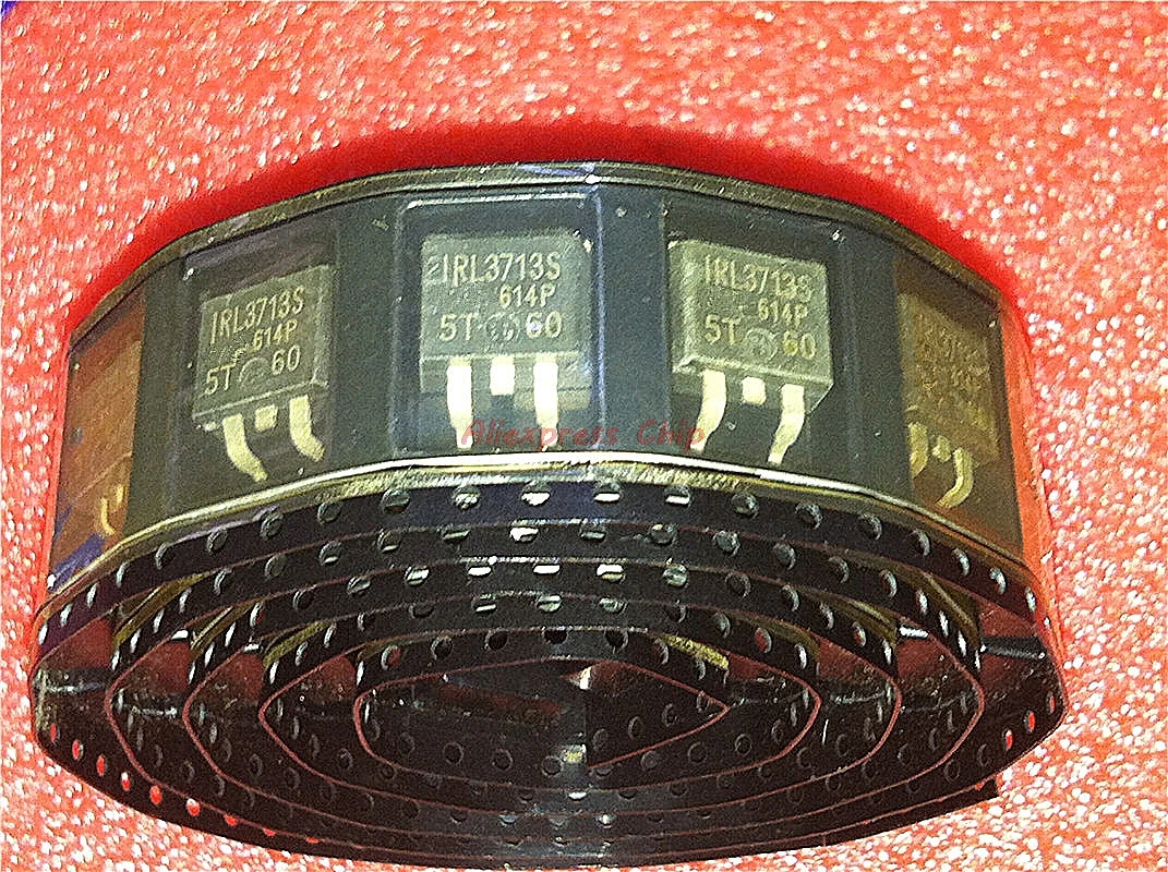 

1pcs/lot IRL3713S L3713S TO-263 30V 260A In Stock