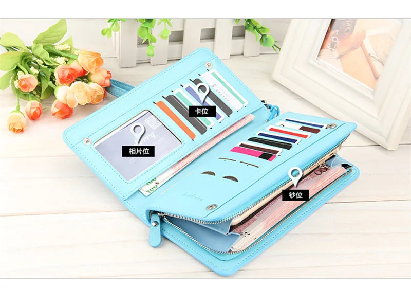 2598460088_1672417541