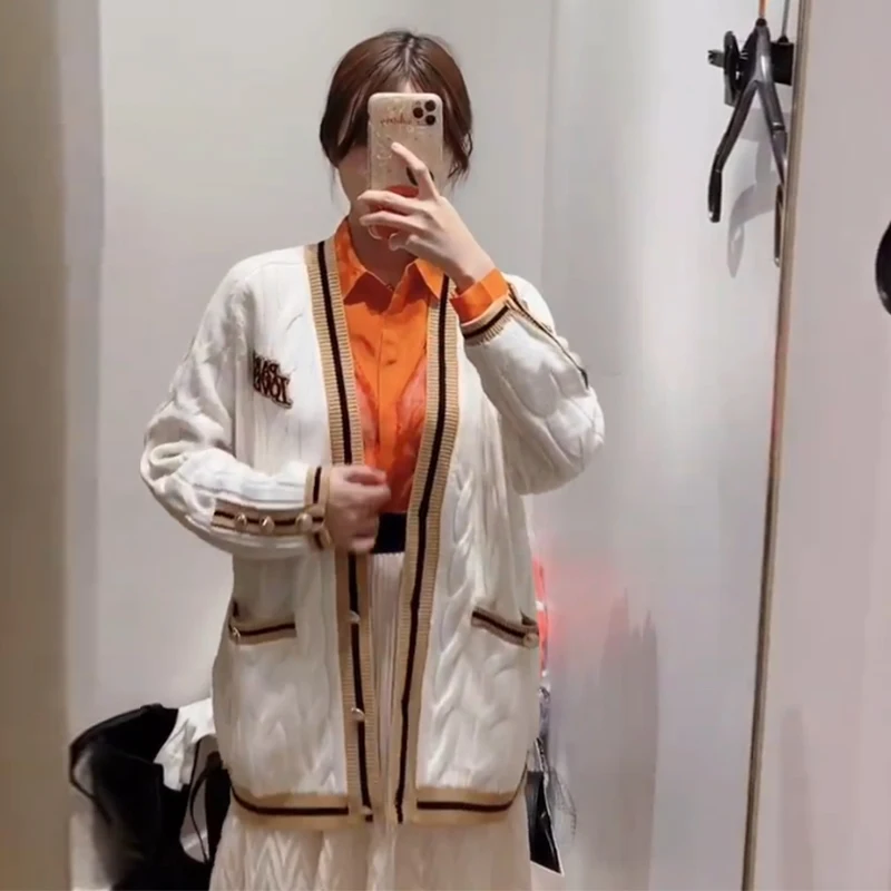 Best Price Women Single-Breasted Knitted Cardigan Long Sleeve V-Neck Letter Ladies Sweater Jacket Female Coat Top 2020 Early Spring New