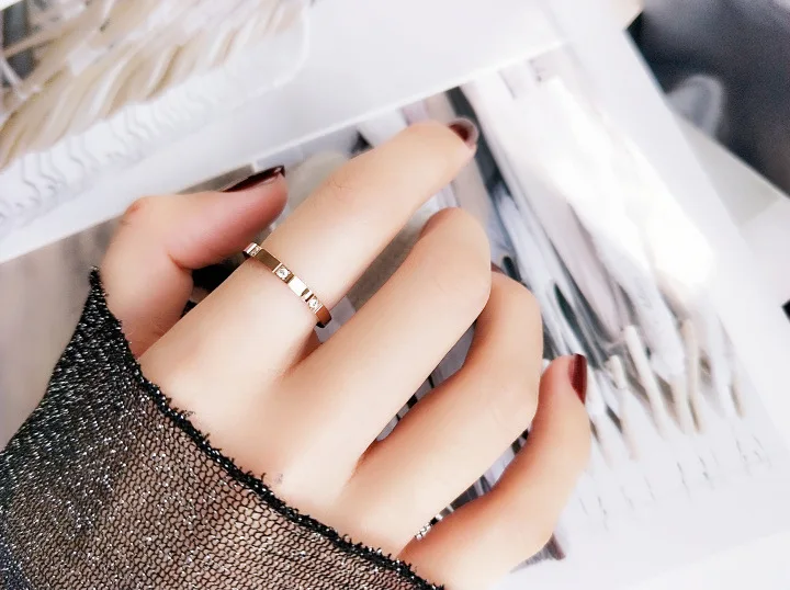 Три кубических циркония обручальное кольцо для женщин титана стали серебряного цвета Дешевые Свадебные кольца Прямая поставка