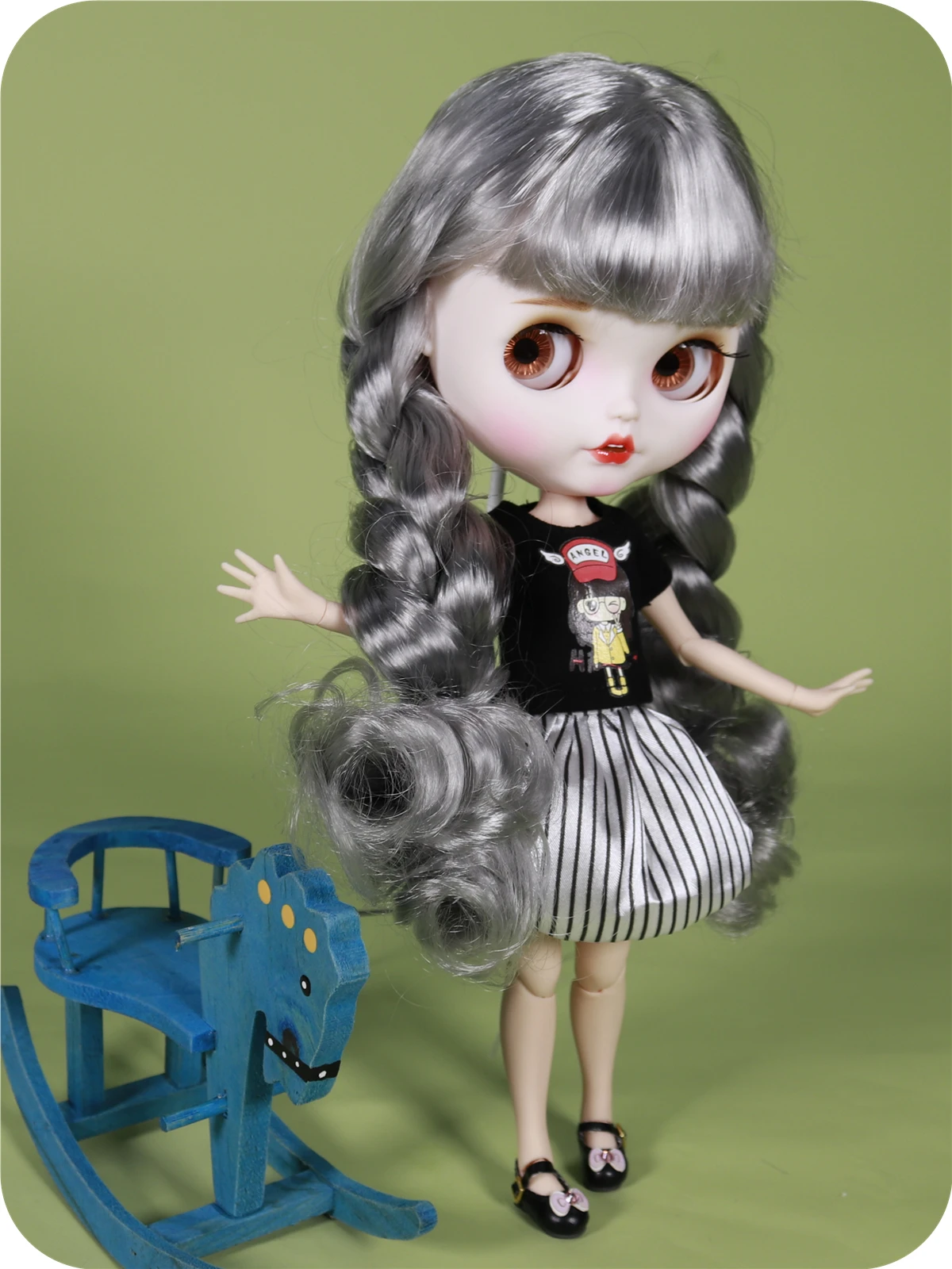 Neo Blythe Doll Black Shirt Striped Bubble Skirt 2