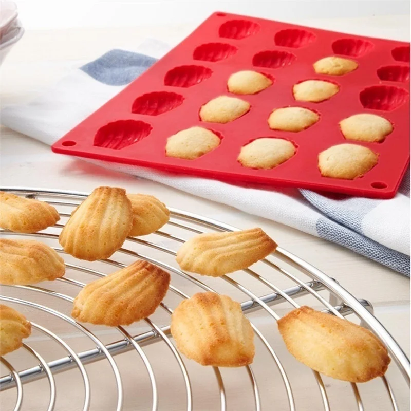 

New DIY Cookies Bakeware Gadgets 11.5 X 6.7 20 PCs Cavity Mini Shell Cake Pan Silicone Mold Cookies Baking Mould
