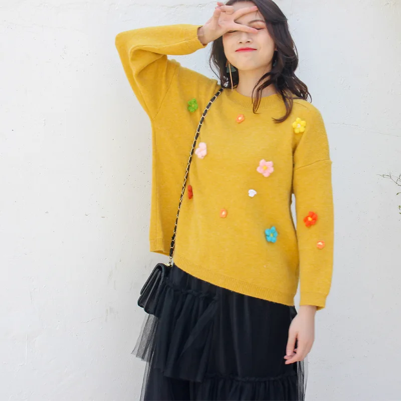 Sweater Women's Loose Casual Yellow Color Same Flower Sweater Women's Round Neck In Autumn and Winter Womens Sweaters