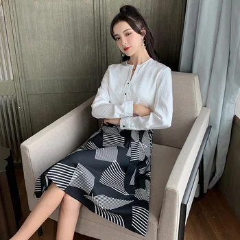 

COIGARSAM Casual Plaid Shirt Womens tops New Spring Chiffon Belt Women shirts White Coat Plaid 8655