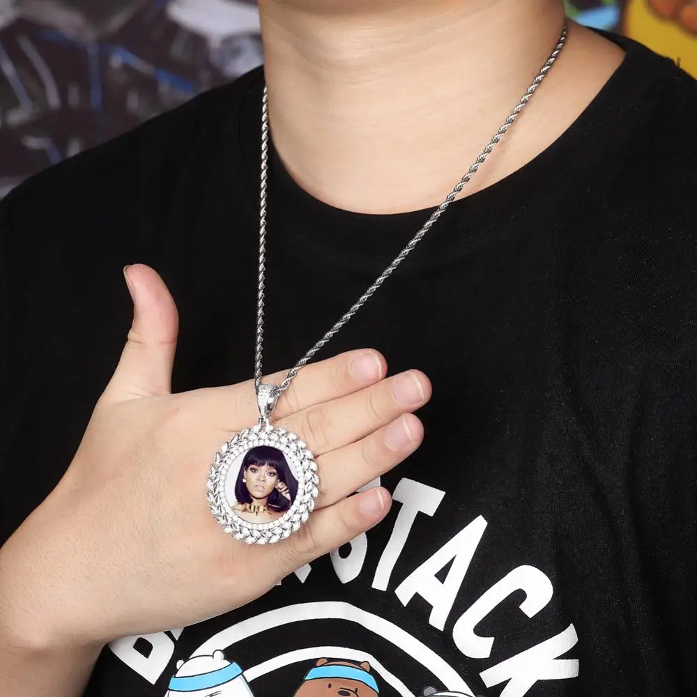 Baratos GUCY patrón de grano personalizado foto redondez sólido colgante de espalda y collar con cadena de tenis zirconia cúbica joyería de Hip hop para hombre
