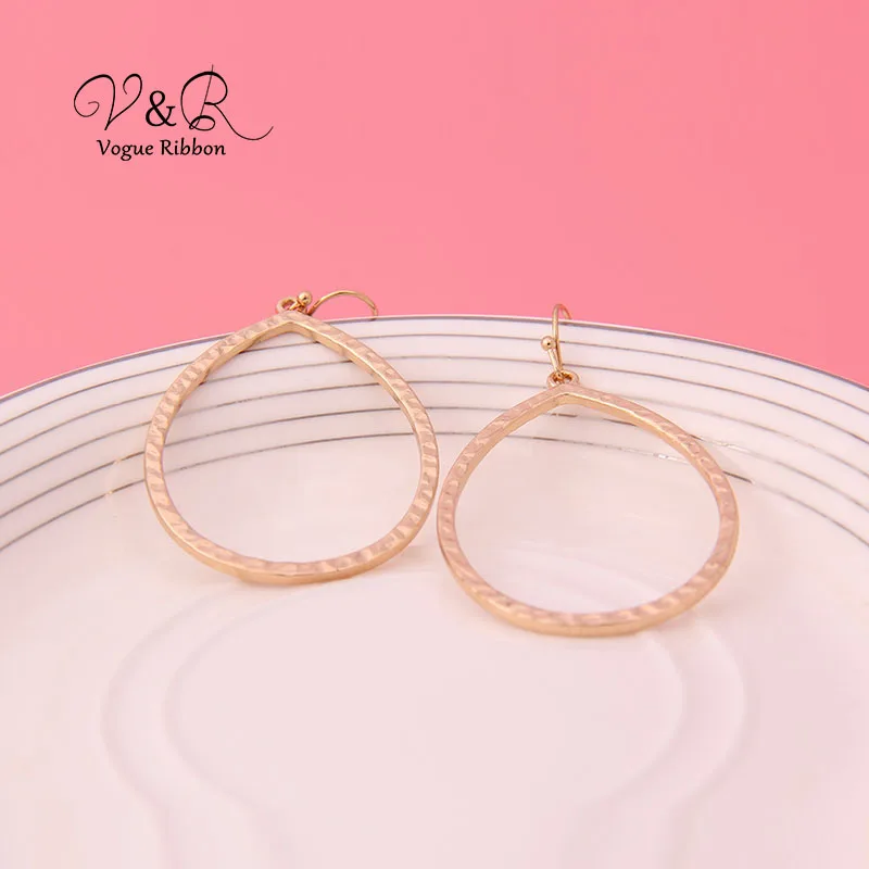 dangle fashion earrings, beads earrings, autumn style gold zirconia, dangling earrings, korean earrings 2019 dangle, small drop earrings, women earings, modern earrings, trendy earrings for women 2019 (11)