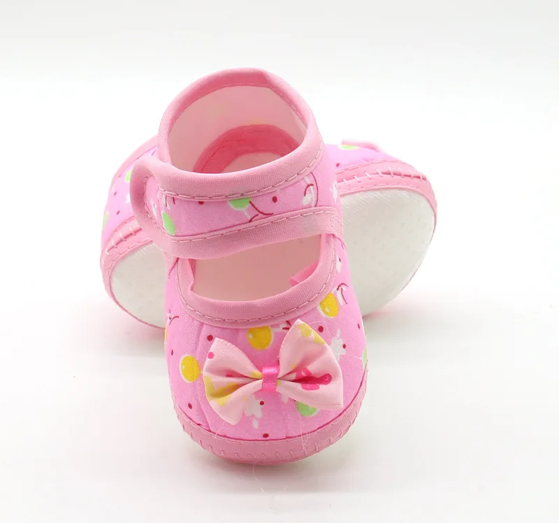 Новые парусиновые классические спортивные кроссовки для новорожденных мальчиков и девочек; обувь для первых шагов; обувь для малышей с мягкой нескользящей подошвой; детская обувь - Цвет: Bow pink