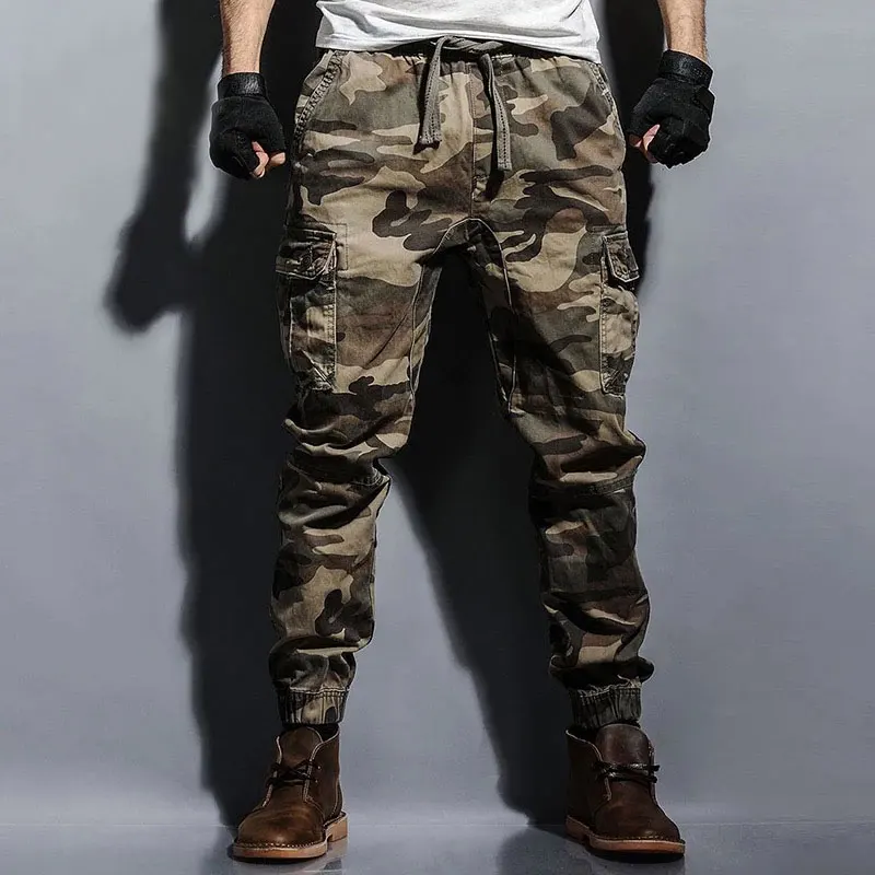 Fashion Streetwear Men Jeans Loose Fit Big Pocket Casual Cargo Pants Slack Bottom Camouflage Military Hip Hop Joggers Pants Men Fashion Streetwear Men Jeans Loose Fit Big Pocket Casual Cargo Pants Slack Bottom Camouflage Military Hip Hop Joggers Pants Men