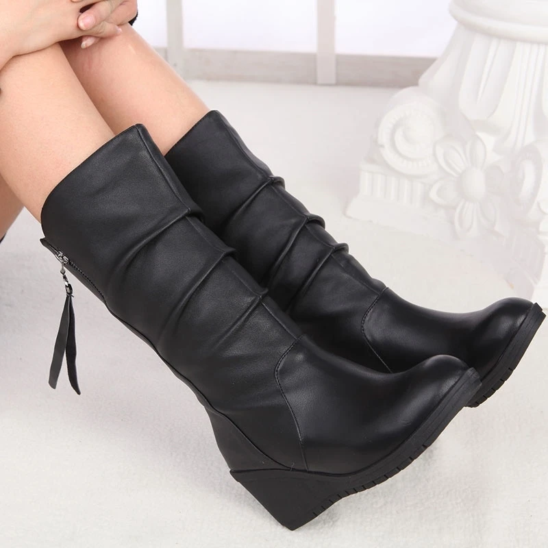 Botas de plataforma con cuña para mujer, zapatos negros altos de cuero, talla grande 42, para Otoño e Invierno