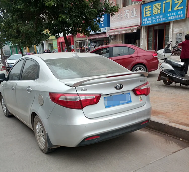 Спойлер для Kia RIO K2 со светодиодной подсветкой из АБС пластика заднее крыло