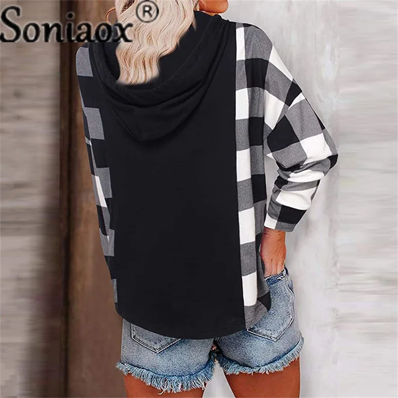 Рисунок 3 - Женские свитшоты в клетку на Хэллоуин