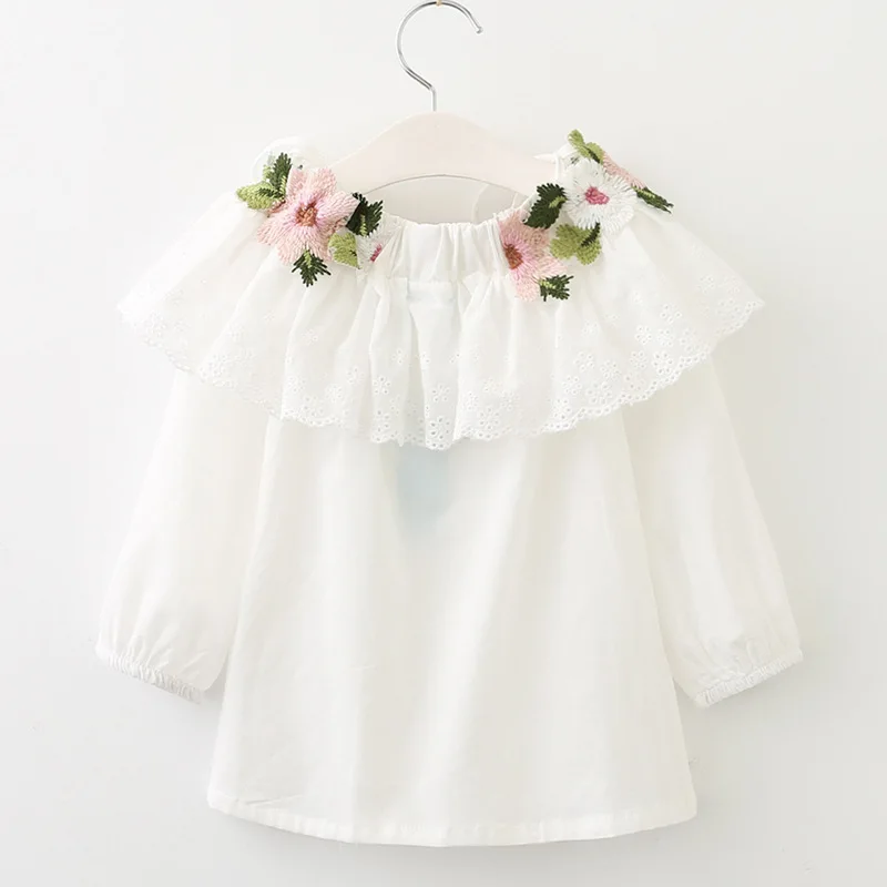Г., Детская рубашка белая рубашка из чистого хлопка в Корейском стиле для девочек весенне-Осенняя детская кружевная рубашка с горизонтальным вырезом и цветочным узором
