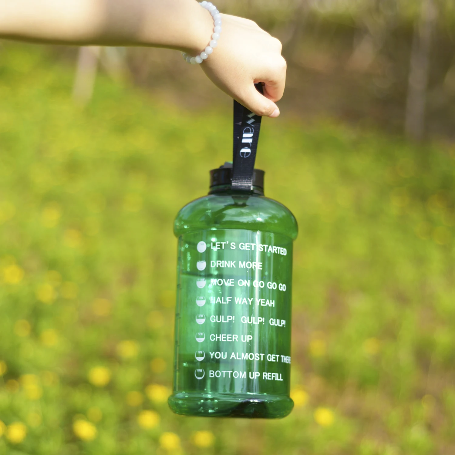 

2.2L water bottle trian bpa free multi colors with time marker durable rope cold hot water for sports gift outing running travel