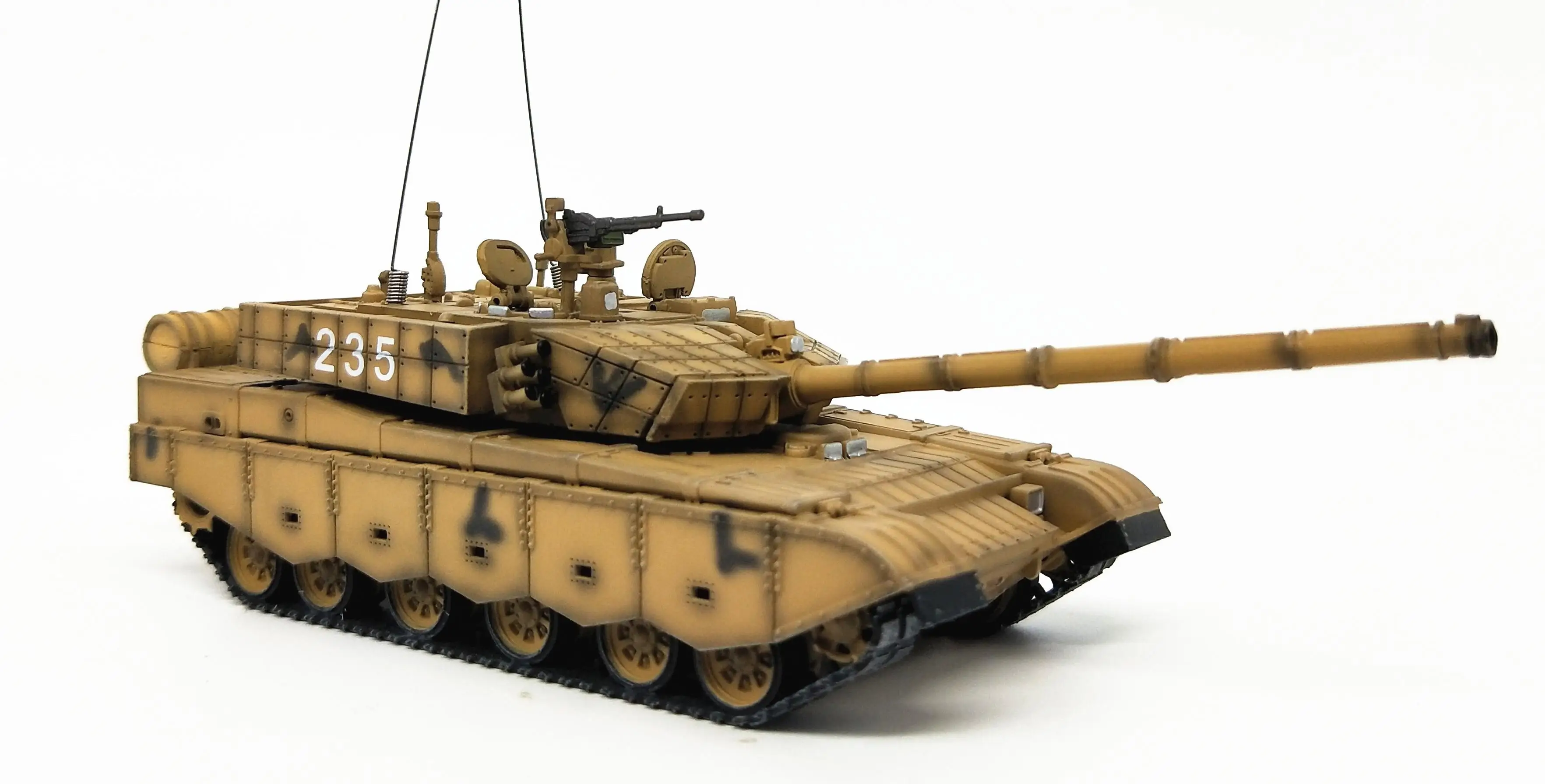 3R Китай 99A песок желтый 1/72 Готовая модель танк