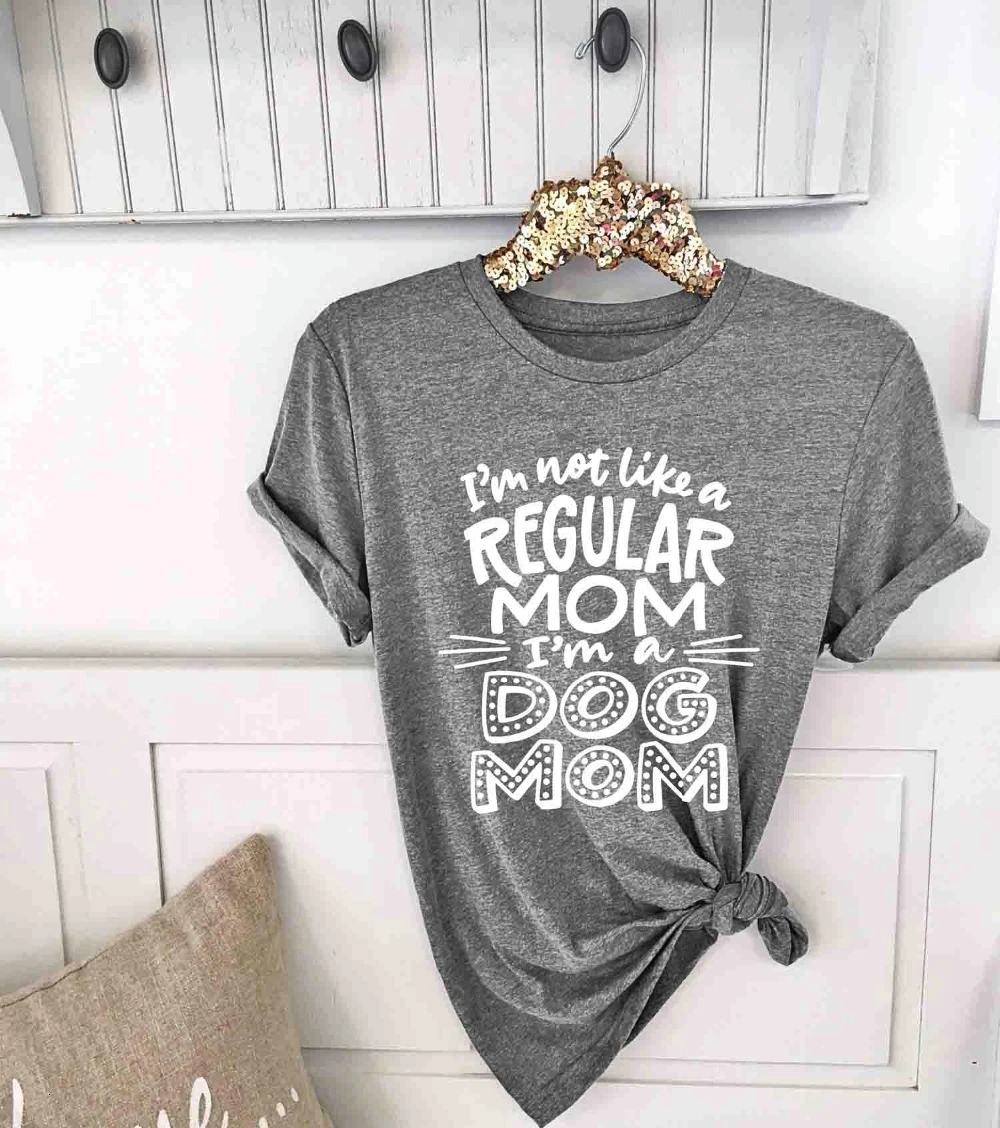Футболка с надписью I'm not like a ordinal Mom Dog Винтажная футболка унисекс | Женская