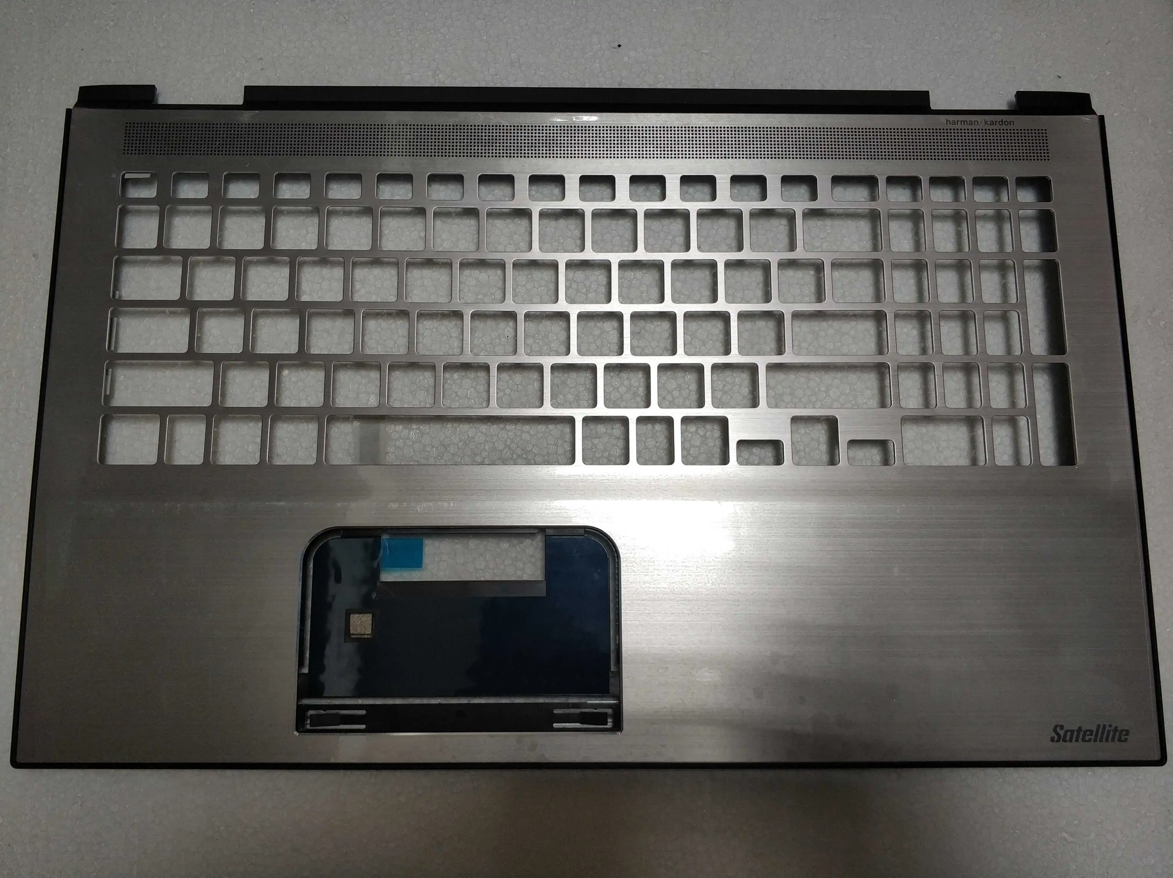 Новинка для Toshiba P55W-C C Обложка клавиатуры H000082350 13N0-2CA0A01 | Компьютеры и офис